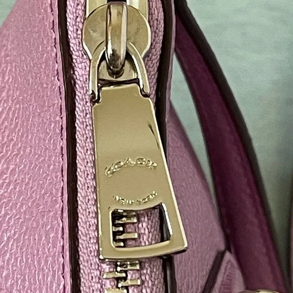Coach lilac metallic Kelsey mini-satchel/crossbody purse. - Picture 6 of 9
